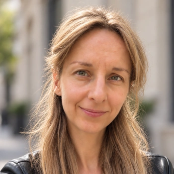 Andrea Toth